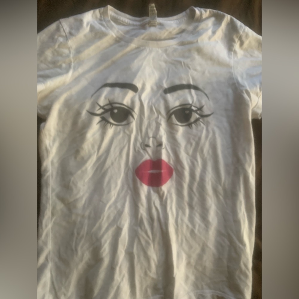 White shirt with face, size: small